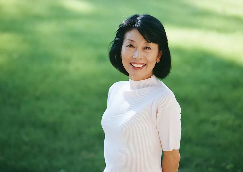 缓慢而坚定的刺入破开 缓慢而坚定的刺入破开