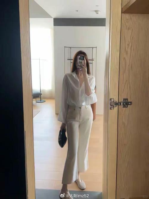 雾里看花终隔一层 雾里看花终隔一层