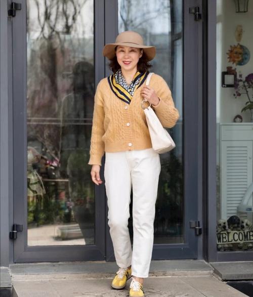 张家港市人工材料耳再造价格(费用)清单一览全新上线(人工材料耳再造均价为 53513元) 张家港市人工材料耳再造价格(费用)清单一览全新上线(人工材料耳再造均价为 53513元)