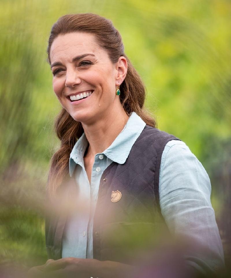 2025年潍坊市美加贴面费用表明细各个项目上线 潍坊市美加贴面手术费用贵不贵 2025年潍坊市美加贴面费用表明细各个项目上线 潍坊市美加贴面手术费用贵不贵